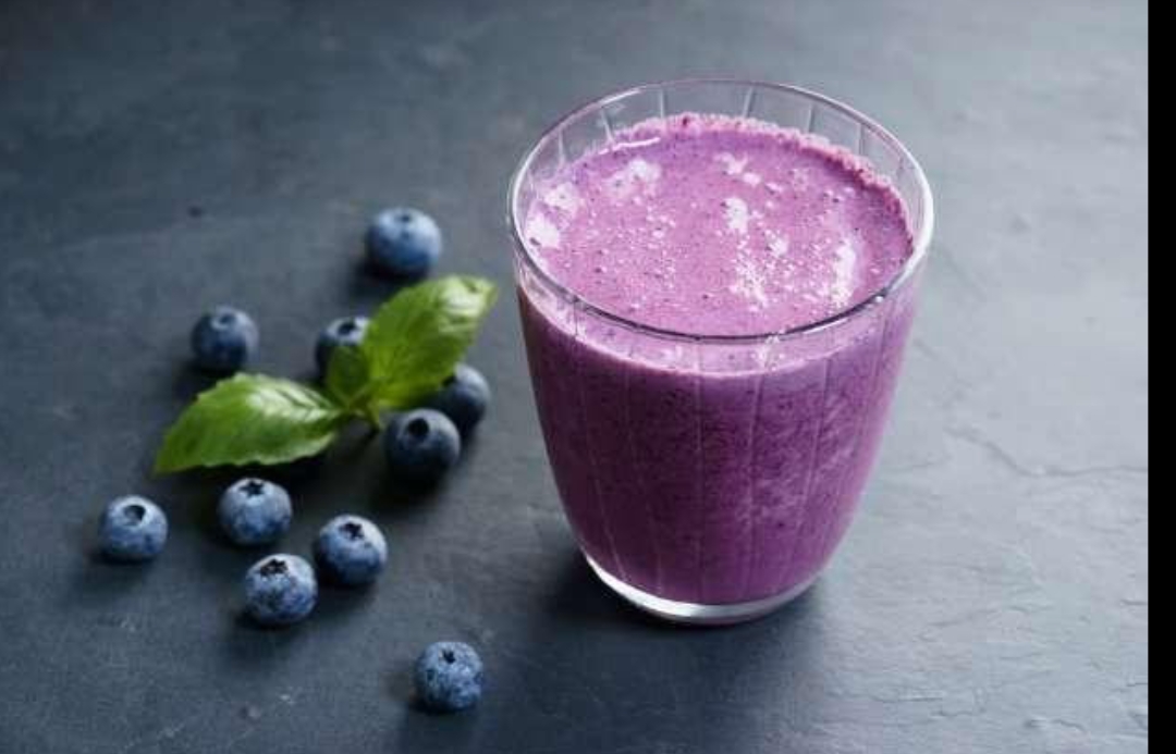 Blueberry Cucumber Smoothie